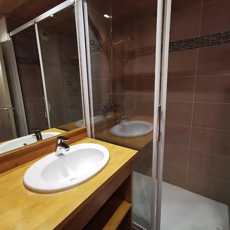 Au Coeur Du Laitelet, Pieds Des Pistes, Commerces A Proximite - Fr-1-355-69 Apartment Méribel
